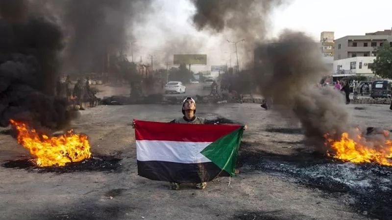 واشنطن تدعو لمحادثات لوقف إطلاق النار في السودان
