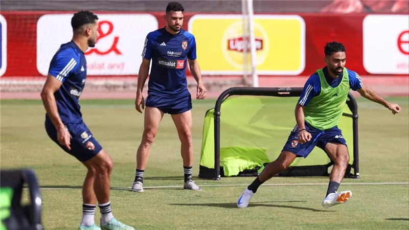 تشكيل الأهلي والمصري البورسعيدي المتوقع في كلاسيكو الدوري الممتاز اليوم