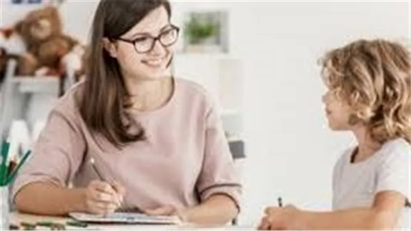 اليوم العالمي للديمقراطية.. كيف تعلم أبنائك التعبير عن آرائهم بحرية؟ 