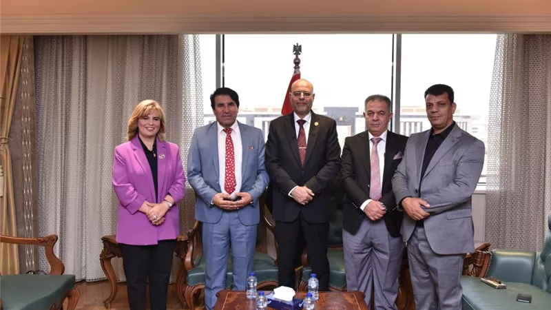 تفاصيل لقاء وزير العمل مع وفد نقابة العاملين بالبترول الأردنية