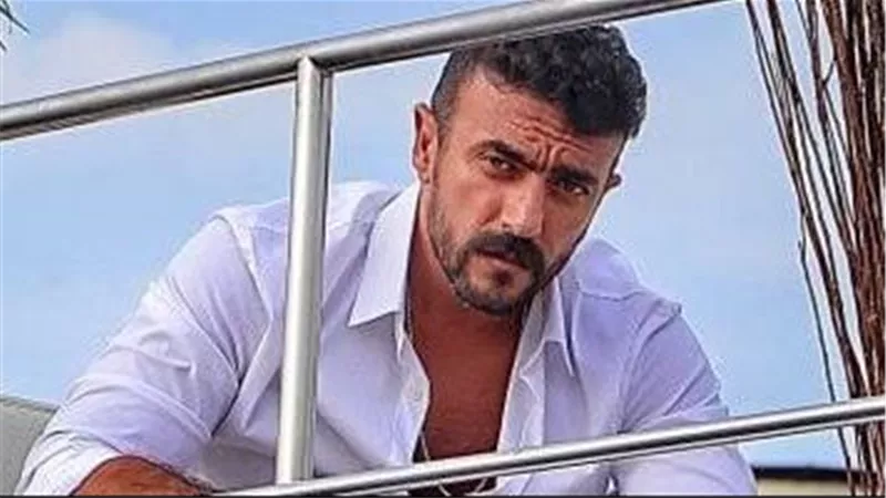 أحمد العوضي يحظى باستقبال جماهيري حافل في الساحل الشمالي