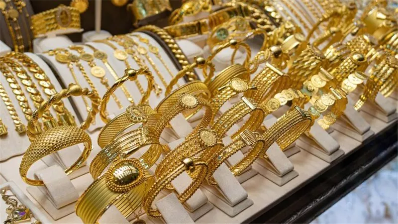 الآن سعر الذهب عيار 21 بالمصنعية للبيع والشراء ختام التعاملات 