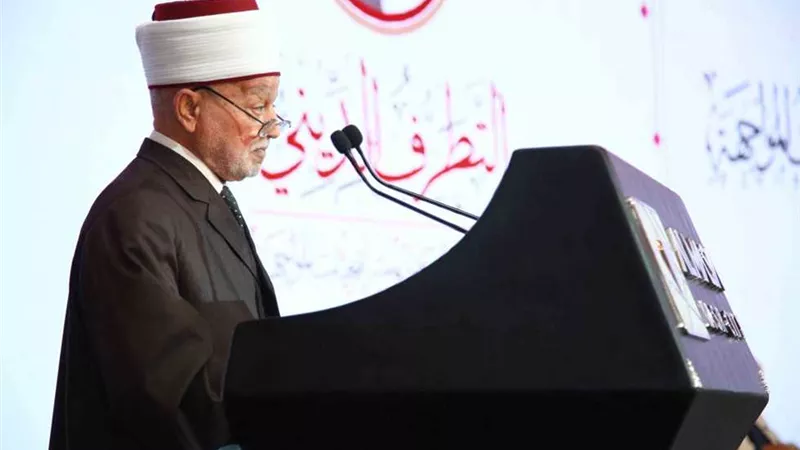 مفتي القدس: عالمنا غلبت عليه القسوة والفلسطينيون يقبضون على الجمر