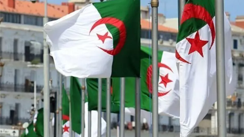 عاجل| الجزائر تستدعي سفيرها من فرنسا بعد تأييدها لحكم المغرب على الصحراء