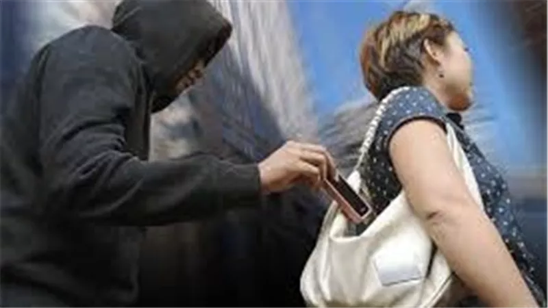 اعترافات خطيرة للمتهم بسرقة هواتف المحمول فى السلام