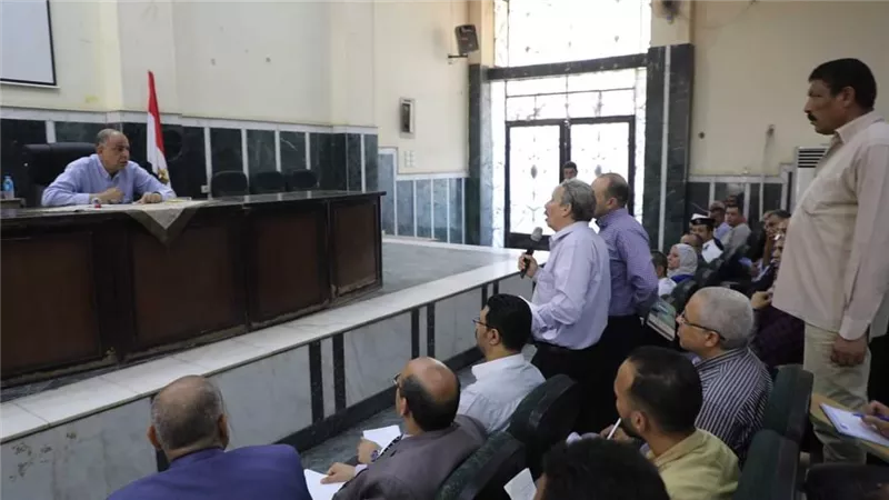 محافظ المنيا: ملتزمون بحلول غير تقليدية لتلبية مطالب المواطنين