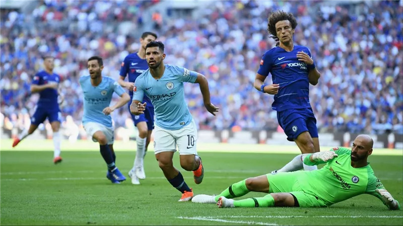 تاريخ مواجهات مانشستر سيتي ضد تشيلسي قبل قمة الغد بالدوري الإنجليزي 
