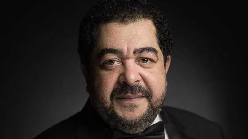 من الإبداع إلى الرحيل المفاجئ.. نرصد مسيرة طارق عبد العزيز الفنية