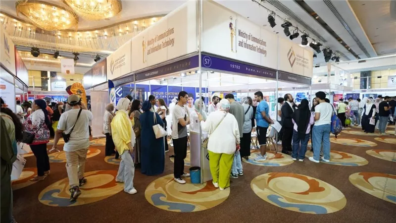 إقبال كبير على جناح جامعة مصر للمعلوماتية بمعرض EduGate للتعرف على علوم المستقبل