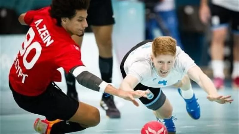 مدرب منتخب مصر لكرة اليد يتحدى منافسيه في أولمبياد باريس 2024
