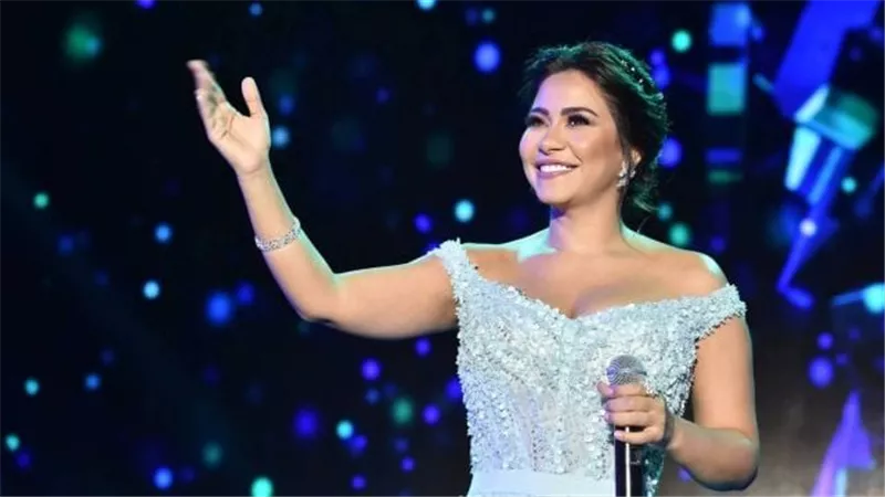 شيرين عبد الوهاب تتجاهل مشاكلها العائلية وتعود للساحة الفنية بأغنيتين جديدتين