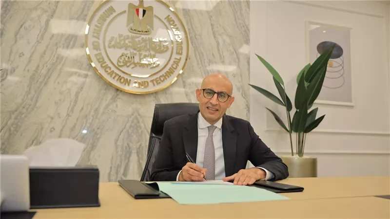 قرار وزير التربية والتعليم بشأن هيكلة الثانوية العامة 2024.. ومصير اللغة الأجنبية الثانية