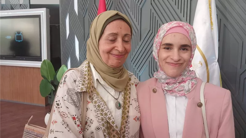 الحاصلة على المركز الأول مكرر أدبي لـ