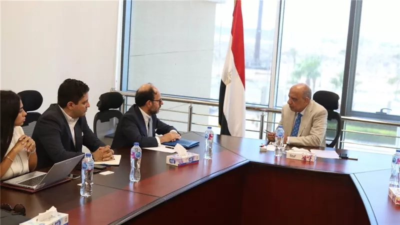 خطة الكهرباء لزيادة مشروعات الطاقات المتجددة بالتعاون مع بنك الاستثمار الأوروبي