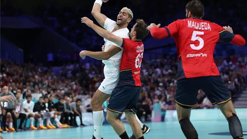 الشوط الثاني.. منتخب إسبانيا يتعادل مع مصر 25-25 والمباراة تتجه للأشواط الإضافية