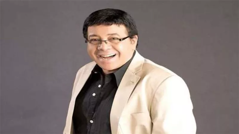 ظرف طارئ يجبر أحمد آدم على الاعتذار عن تكريمه في المسرح القومي