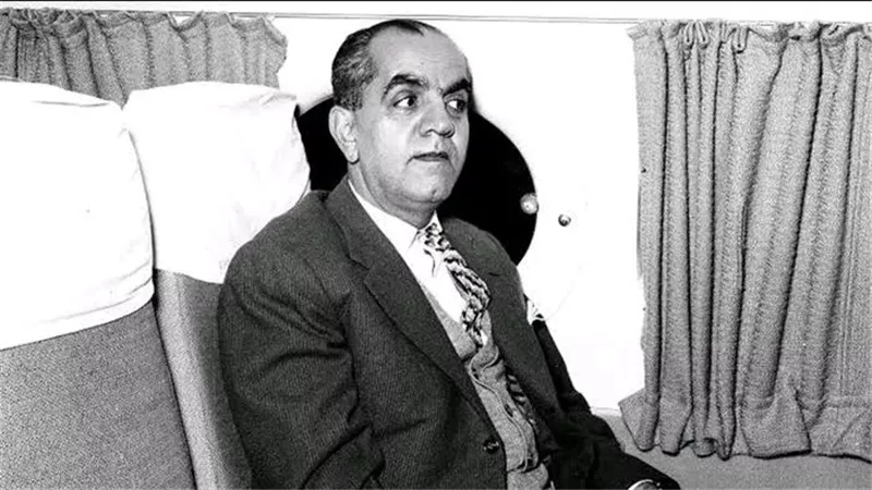 ذكرى ميلاد محمد عبد المطلب.. عملاق الطرب الشعبي وأسطورة رمضان