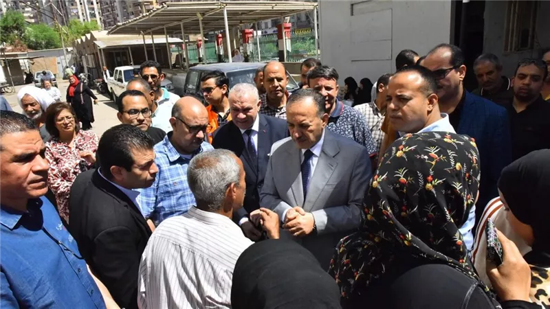 محافظ أسيوط يواصل جهوده لتحسين الخدمات العامة والبنية التحتية ودعم القطاع الصحي