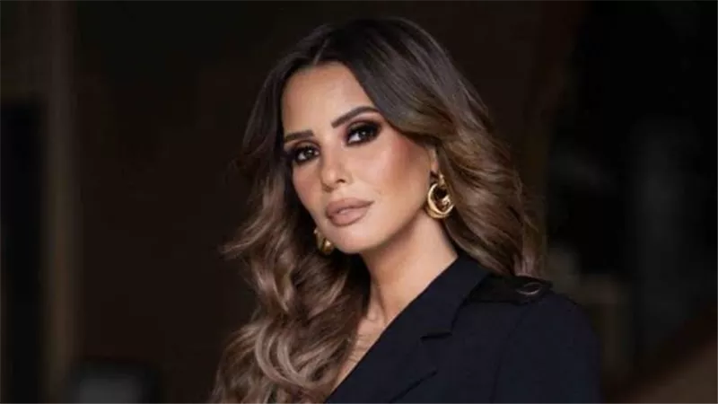 إيمان العاصي: السوشيال ميديا فتحت لي أبواب النجاح.. و