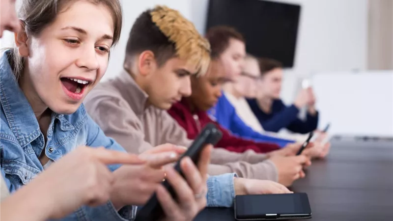 بعد انتشار صور streak بين الأطفال.. ما هي المخاطر المحتملة