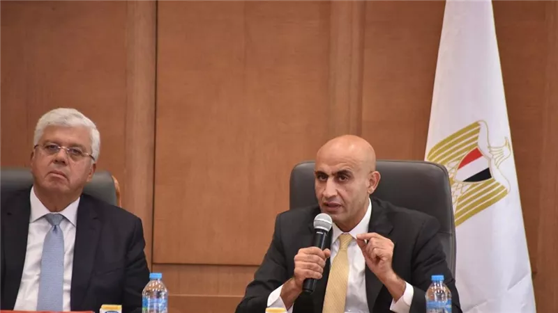 ما مصير مدرسي المواد الملغاة من المناهج التعليمية للعام الدراسي الجديد؟ 