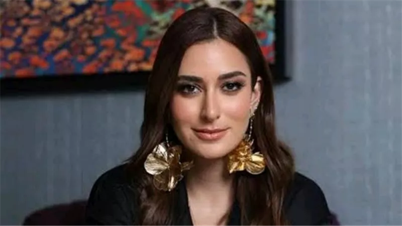 أمينة خليل تواصل تصوير دورها في مسلسل الست مع مني زكى