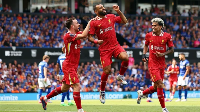 محمد صلاح يقود ليفربول للفوز على إيبسويتش في افتتاحية الدوري الإنجليزي 