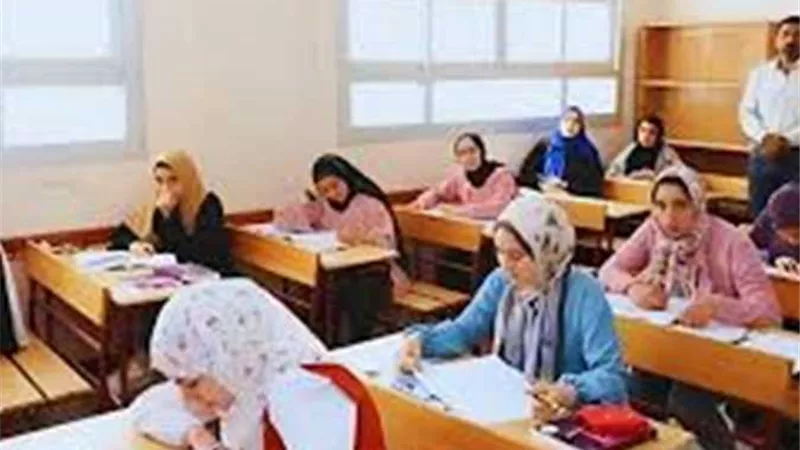 قبل دخول المدارس.. تعرف على مصاريف المدارس الرسمية للغات 2024