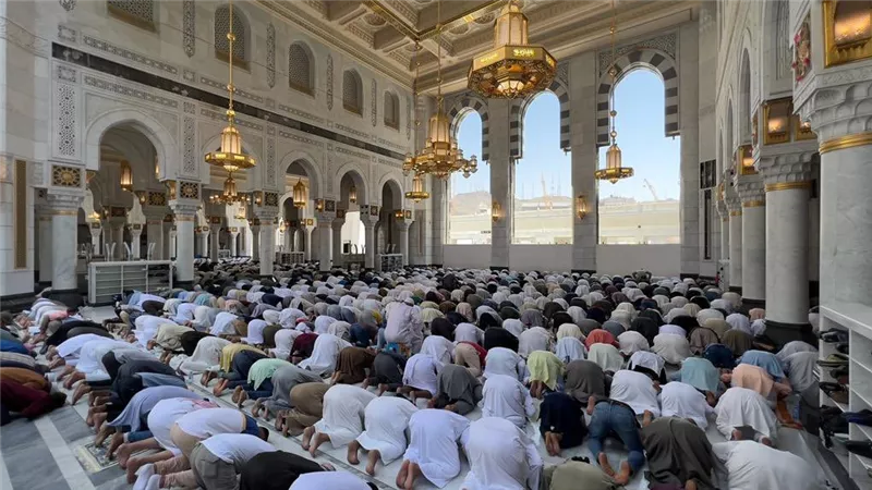 بث مباشر شعائر صلاة الجمعة اليوم 17 ربيع الأول 1446