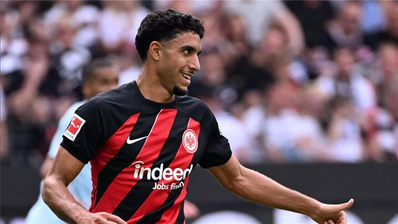 بمشاركة عمر مرموش.. موعد مباراة بوروسيا دورتموند ضد آينتراخت فرانفكورت في الدوري الألماني