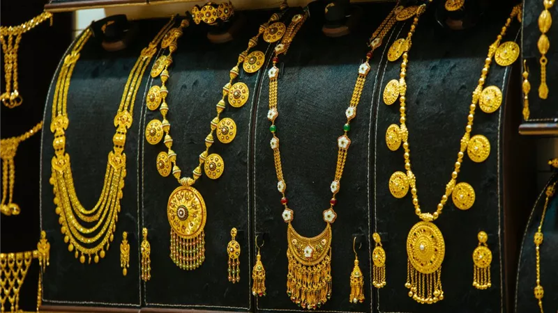 ارتفاع كبير في سعر الذهب في السعودية اليوم الأربعاء 28-8-2024