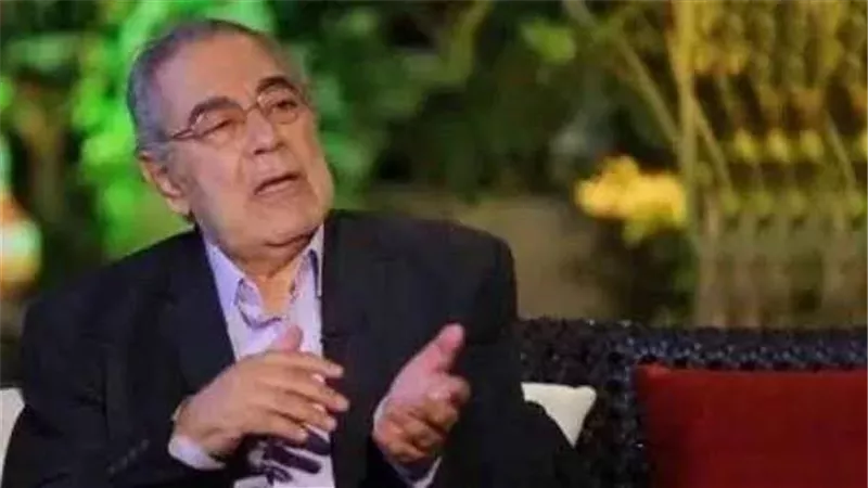 تطورات الحالة الصحية للفنان صبري عبد المنعم وموعد خروجه من المستشفى