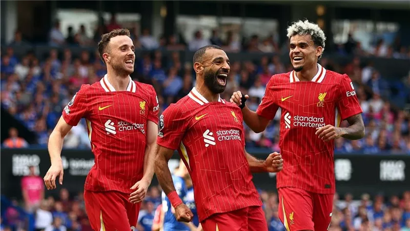 ميعاد مباراة ليفربول ضد مانشستر يونايتد والقناة الناقلة