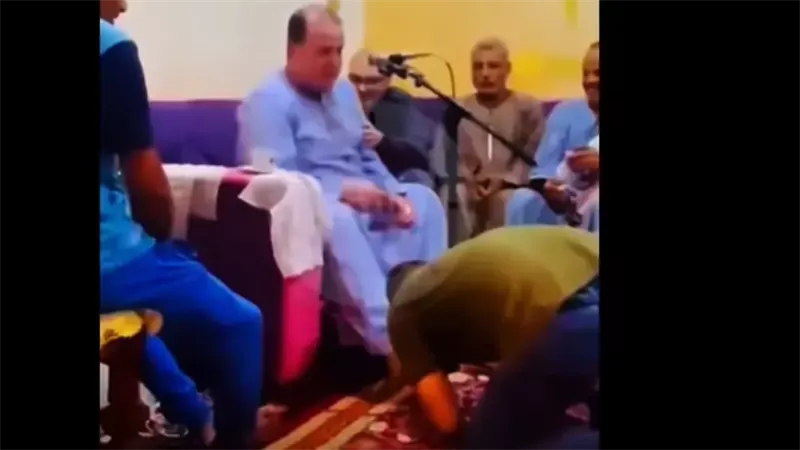 تقبيل قدم الهنداوي وتليفون عنتر.. أشهر أزمات قراء القرآن الكريم المثيرة للجدل