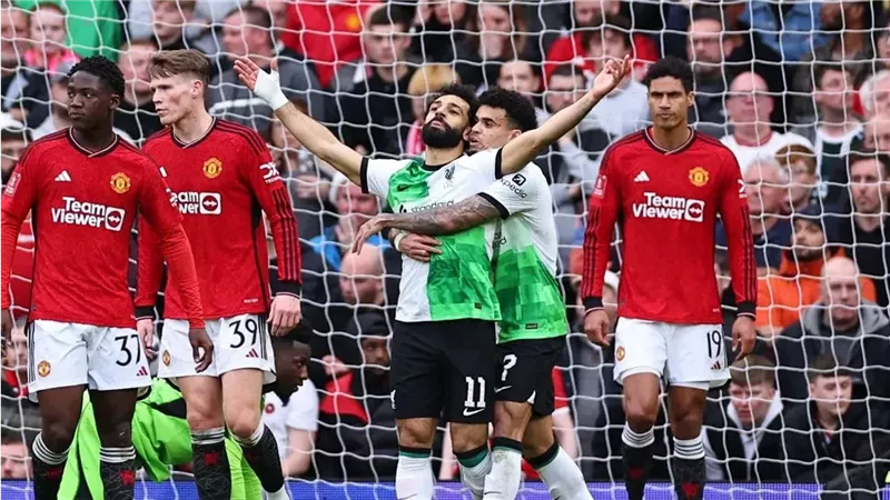 القناة الناقلة لمباراة ليفربول ضد مانشستر يونايتد في الدوري الانجليزي