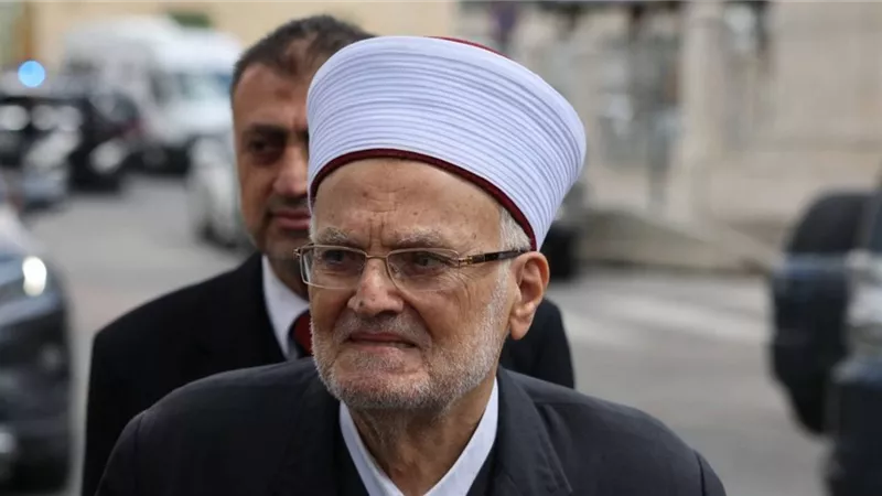 القصة الكاملة لـ التحقيق مع الشيخ عكرمة صبري بسبب إسماعيل هنية