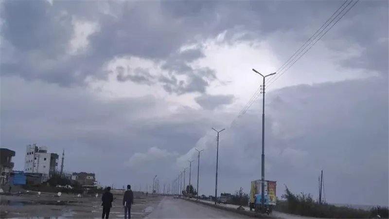 3 ظواهر جوية تضرب البلاد خلال الـ72 ساعة المقبلة.. ماذا سيحدث؟