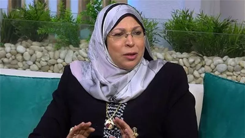 داعية إسلامية عن فيلم الملحد: إبراهيم عيسى يعبث بأساسيات الدين الإسلامي