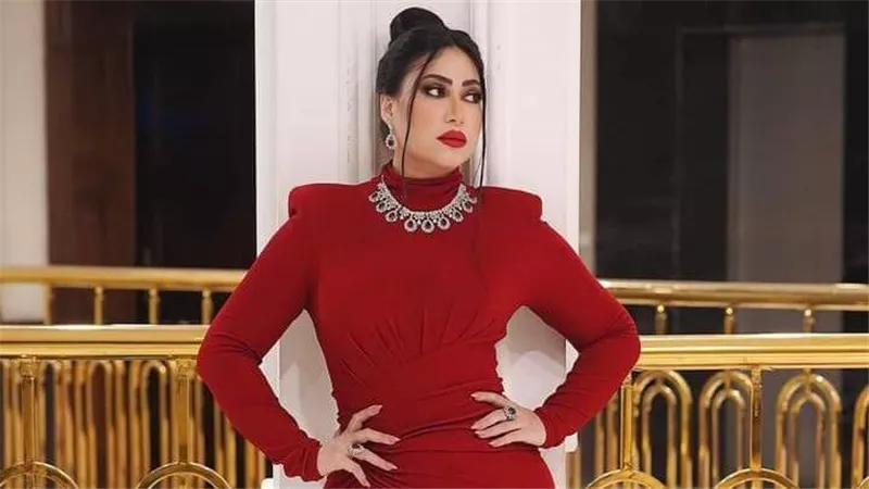 حكايات عقدة بوسي مع الرجالة.. قلبت حياتها رأسًا على عقب 