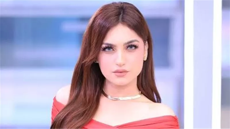 ياسمين عز تنتقد الفنانات بسبب آرائهن الدينية: 