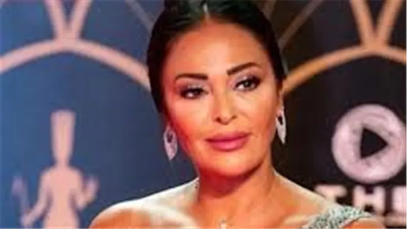 الملامح الأولي لشخصية داليا البحيري في مسرحية 