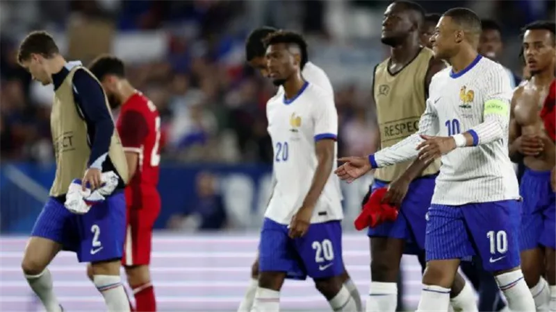 موعد مباراة منتخب فرنسا ضد ايطاليا في دوري الامم الاوروبية والقناة الناقلة