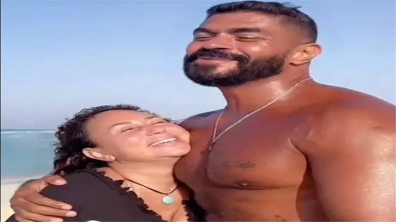 خالد سليم وإنجي علي.. صورة عقد زواجهما الوهمي تثير الجدل على مواقع التواصل 