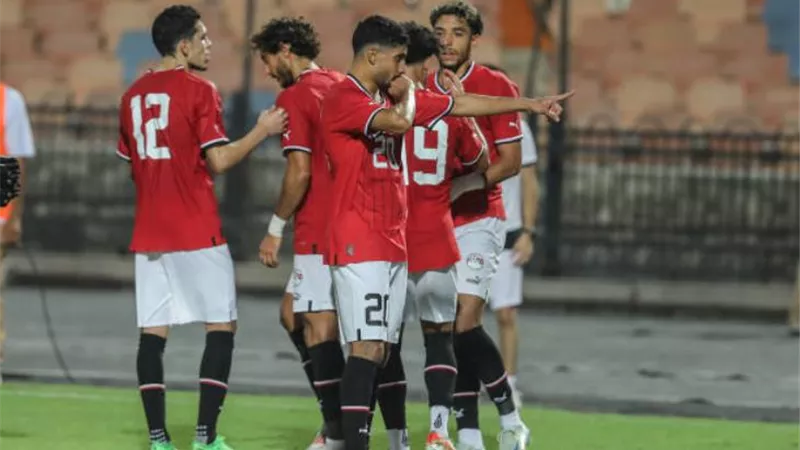 القائد والعميد.. محمد صلاح يتدخل لإنهاء أزمة أحمد حجازي في معسكر المنتخب 