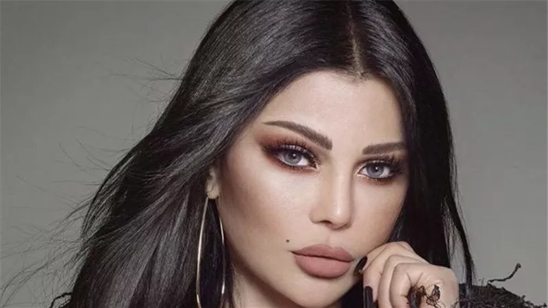 هيفاء وهبي ترفع قضية ضد روتانا بسبب اختفاء ألبوم 