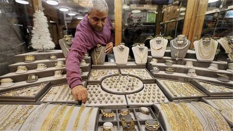 أسعار الذهب اليوم الإثنين 9-9-2024 في مصر .. بكام عيار 18 الآن؟