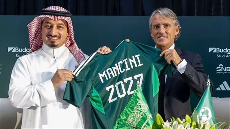 منافسة شرسة علي خلافة مانشيني فى تدريب المنتخب السعودي 
