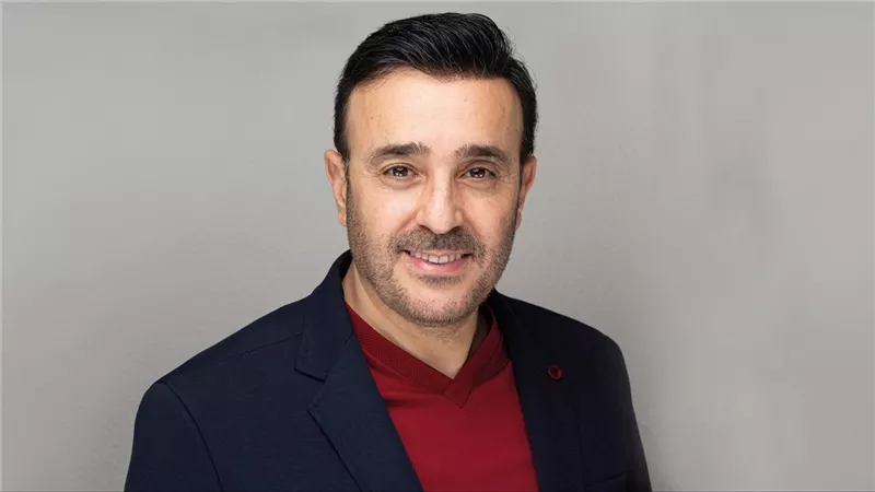 صابر الرباعي عن معاناته في المطار: 