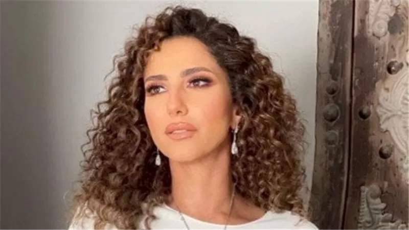 وصية كرم مطاوع لابنته حنان مطاوع.. تفاصيل مؤثرة عن رحلتهما الفنية