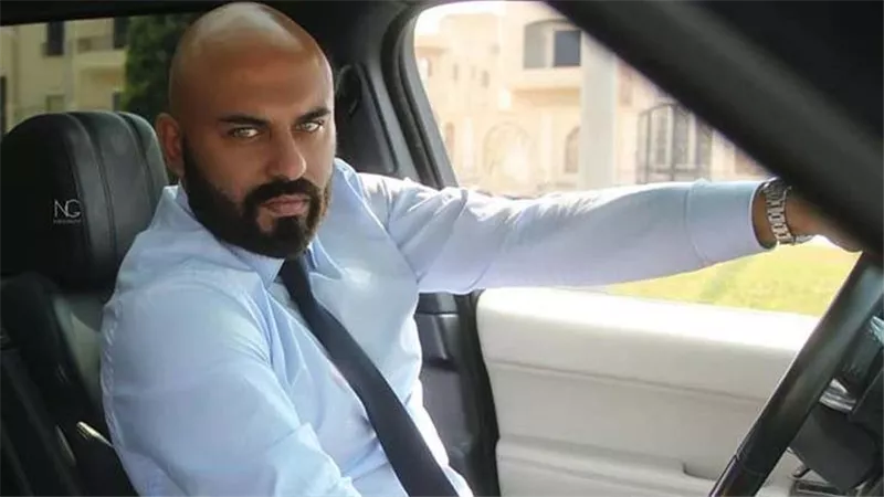 بـ 600 ألف جنيه..أحمد صلاح حسنى يتصالح مع الموظف المتضرر في الحادث